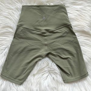 Lululemon Align High Rise 8” Shorts